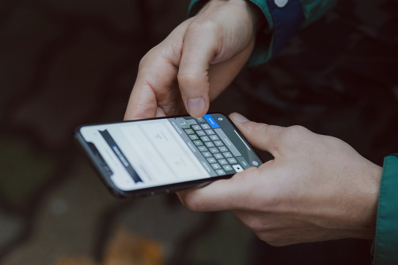 Customer engaging with a business over mobile messaging